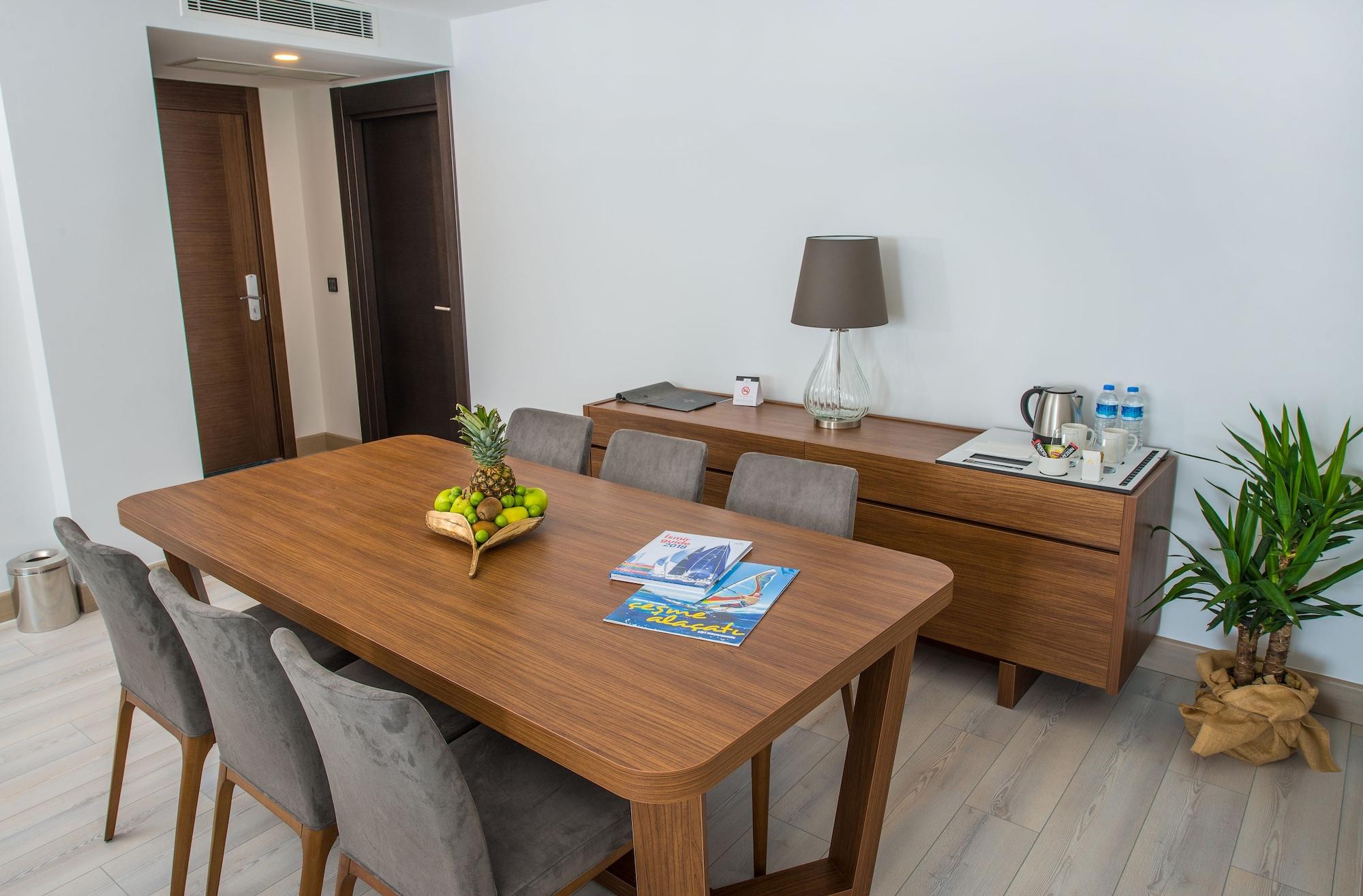 The Nowness Luxury Hotel & Spa Adulty Only Çeşme Luaran gambar